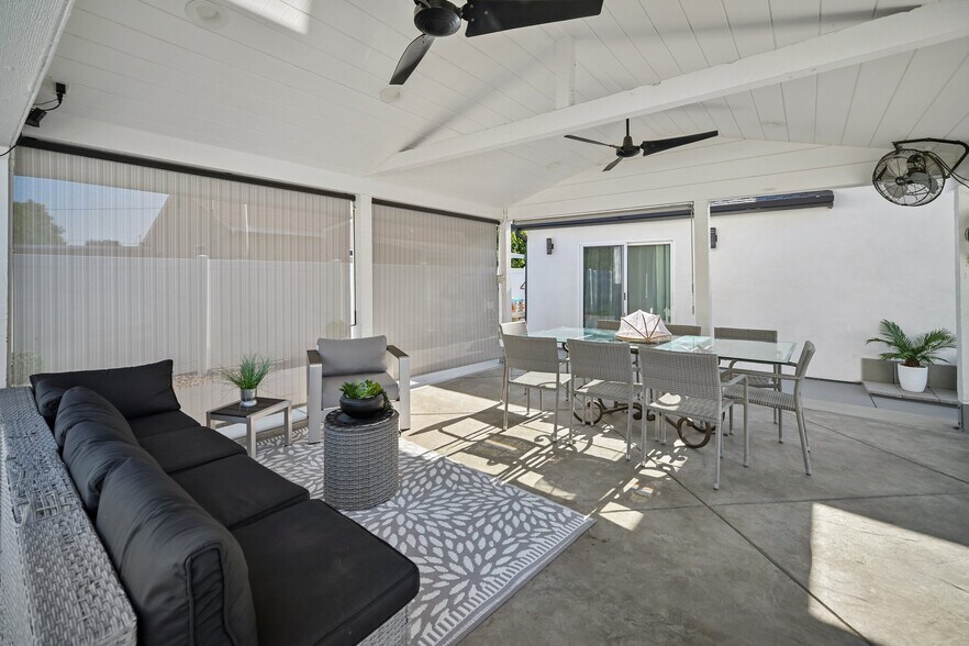More Photos Of 8434 Oakdale Ave, Winnetka Multifamily For Sale