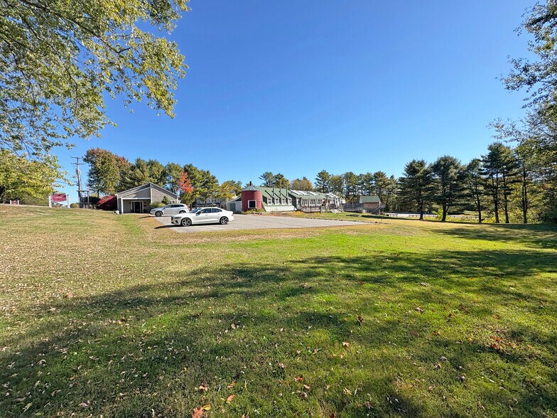 More Photos Of 187 Lower Main St, Freeport Restaurant For Sale