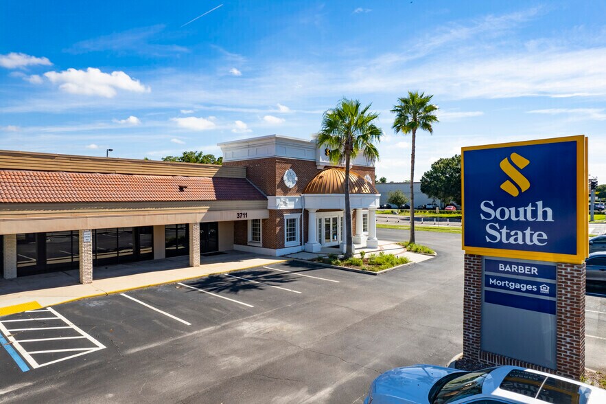 More Photos Of 3711 Tampa Rd, Oldsmar General Retail For Lease