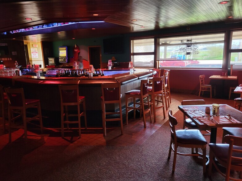 More Photos Of 2911 S Main St, Rice Lake Restaurant For Sale