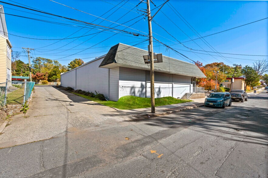 More Photos Of 201 N Hermitage Ave, Trenton Freestanding For Sale