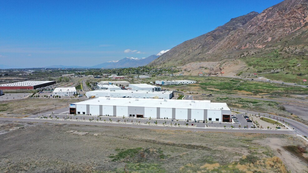 More Photos Of 3752 S Sierra Vista Way, Provo Warehouse For Lease