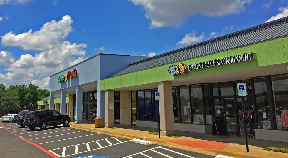 More Photos Of 2963-3055 W 15th St, Plano Unknown For Lease