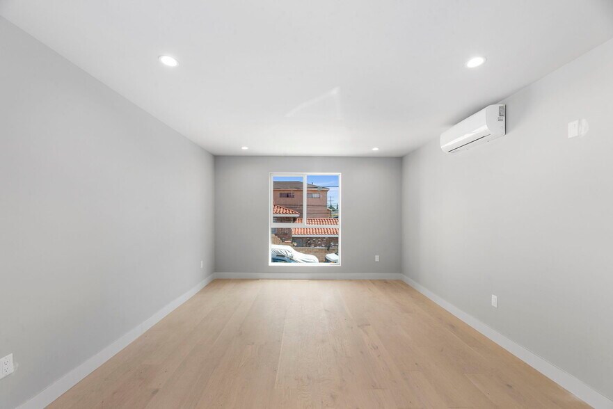 More Photos Of 5150 Ithaca Ave, Los Angeles Multifamily For Sale