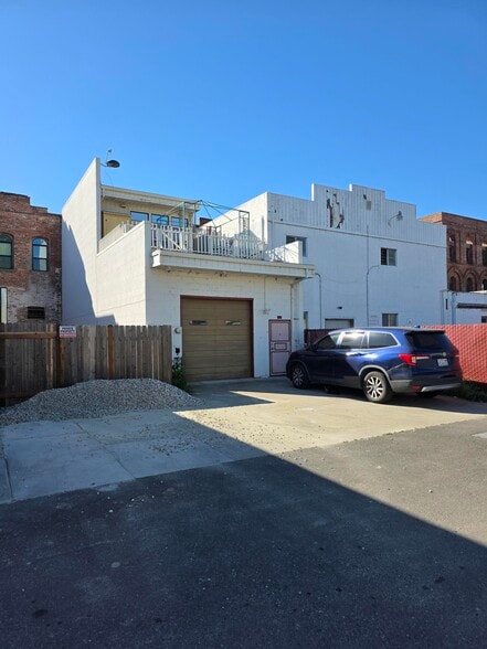 More Photos Of 317 D St, Marysville Storefront Retail Office For Sale