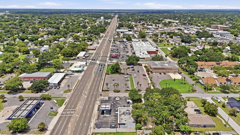 More Photos Of 718 13th St, Saint Cloud Convenience Store For Sale