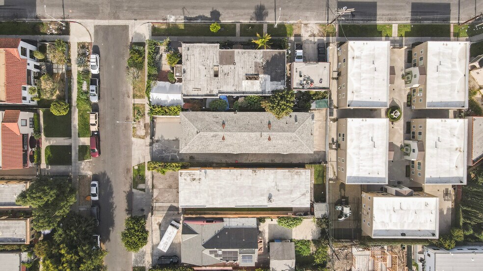More Photos Of 2806 S Norton Ave, Los Angeles Multifamily For Sale