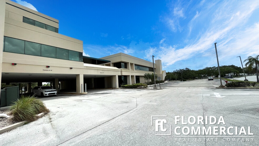 More Photos Of 900-904 E Prima Vista Blvd, Port Saint Lucie Office For Lease