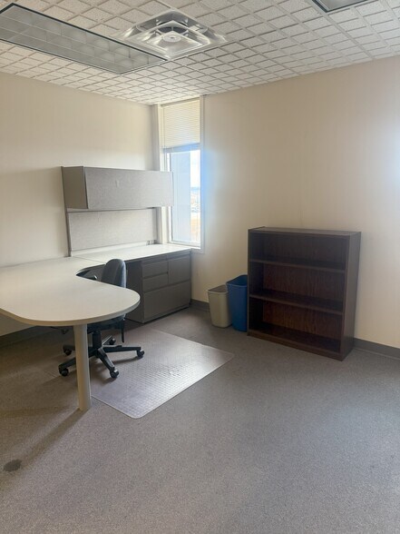 More Photos Of 2125 Heights Dr, Eau Claire Medical For Lease
