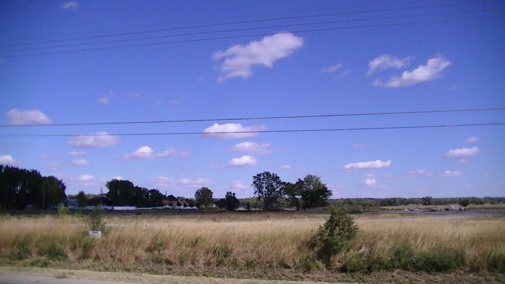 Primary Photo Of 37th & Plum St, Hutchinson Land For Sale