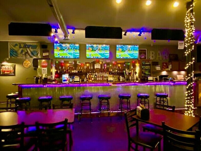 More Photos Of 6225 W D Ave, Kalamazoo Restaurant For Sale