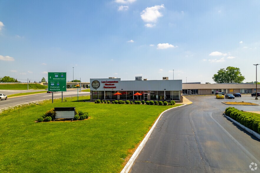 More Photos Of 4011 Fort Campbell Blvd, Hopkinsville Storefront Retail Office For Sale