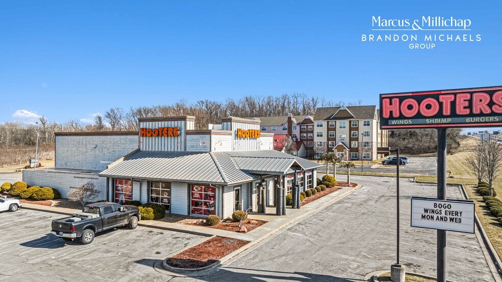 More Photos Of 1101 Woodland Springs Ct, Columbia Restaurant For Sale