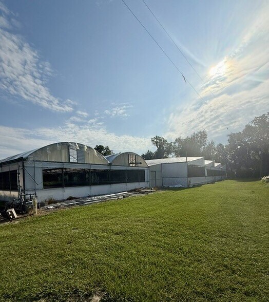 Primary Photo Of 17323 Lake St, Umatilla Specialty For Sale