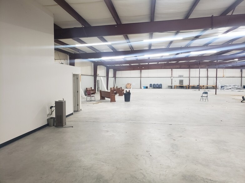 More Photos Of 133 Old Forreston Rd., Greeleyville Light Manufacturing For Sale