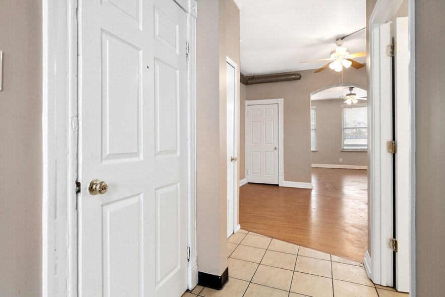 More Photos Of 6836 Gravois Ave, Saint Louis Multifamily For Lease