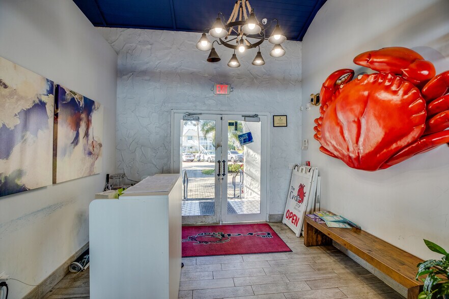 More Photos Of 1550 Indian River Dr, Sebastian Restaurant For Sale