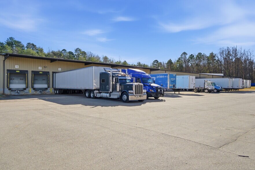 More Photos Of 201 Industrial Park Rd, Lincolnton Warehouse For Sale