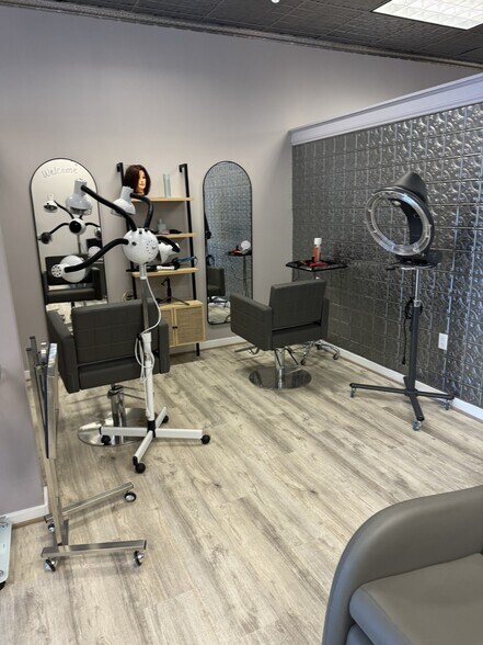 More Photos Of 456-462 Main Ave, Norwalk Freestanding For Lease