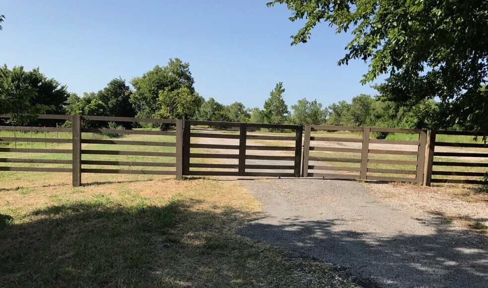 More Photos Of 3000 Spencer St, Greenville Land For Sale