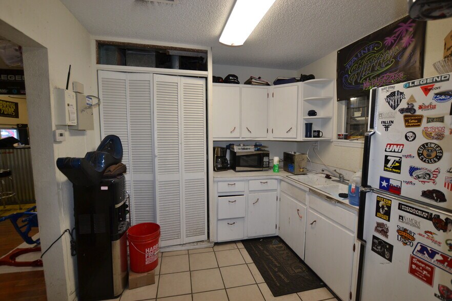 More Photos Of 116 N Orchard Ave, Canon City Auto Dealership For Sale