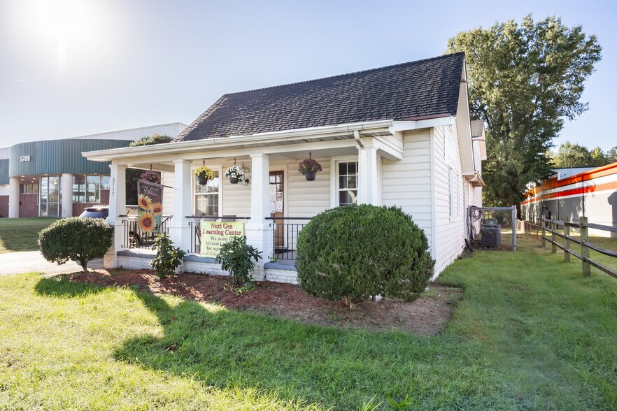 More Photos Of 5717 Midlothian Tpke, Richmond Office For Sale