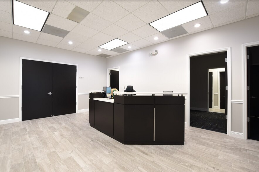 More Photos Of 3820 Colonial Blvd, Fort Myers Medical For Lease