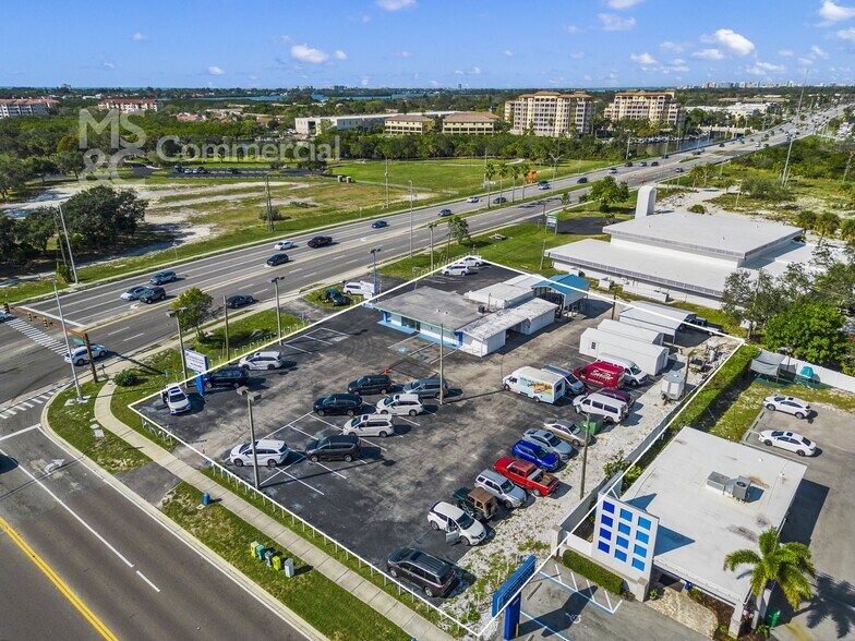 Primary Photo Of 5611 S Tamiami Trl, Sarasota Freestanding For Sale