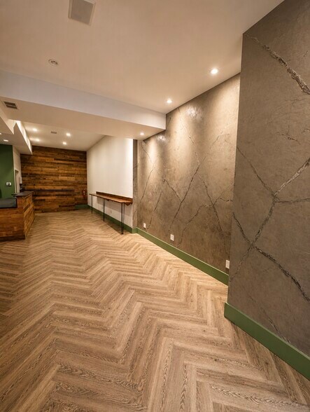 More Photos Of 319 Wythe Ave, Brooklyn General Retail For Lease