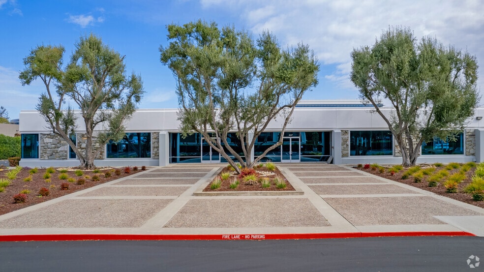 More Photos Of 445-447 Indio Way, Sunnyvale Research And Development For Lease