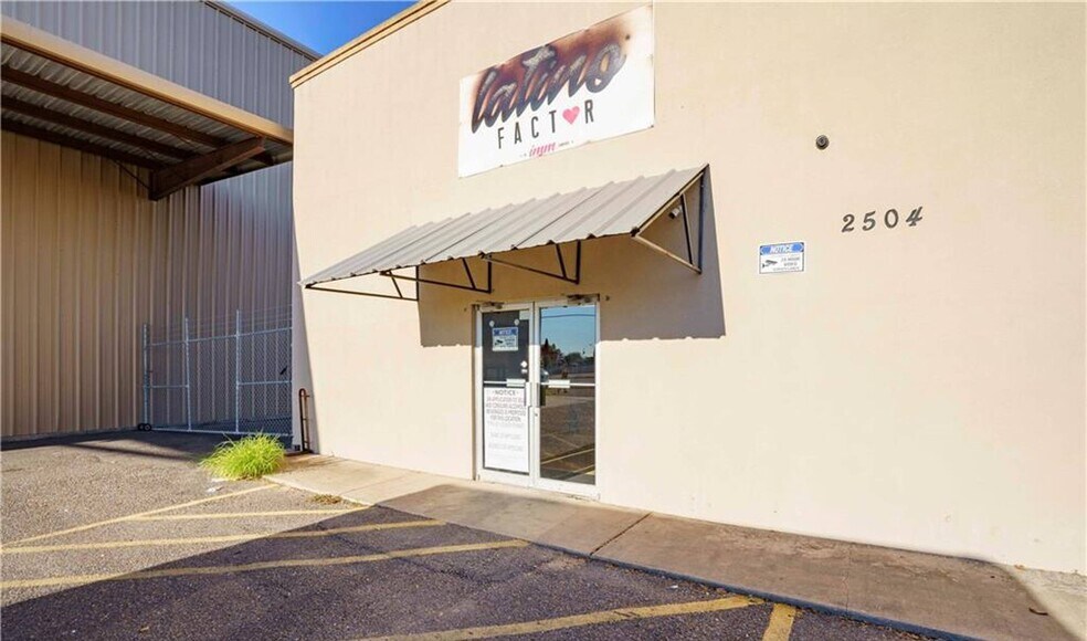 More Photos Of 2504 W Interstate Highway 2, Mission Flex For Lease