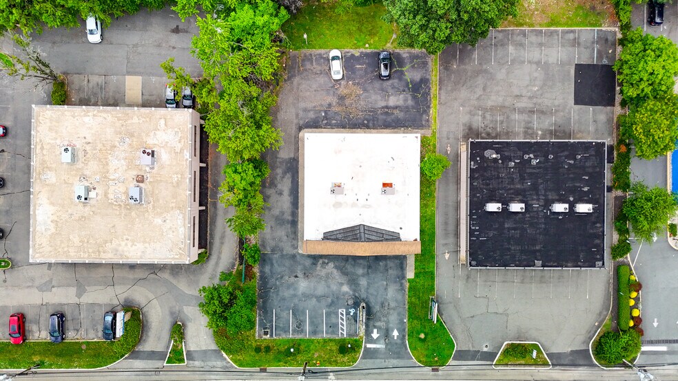 More Photos Of 1116 W Route 46, Parsippany Storefront Retail Office For Lease