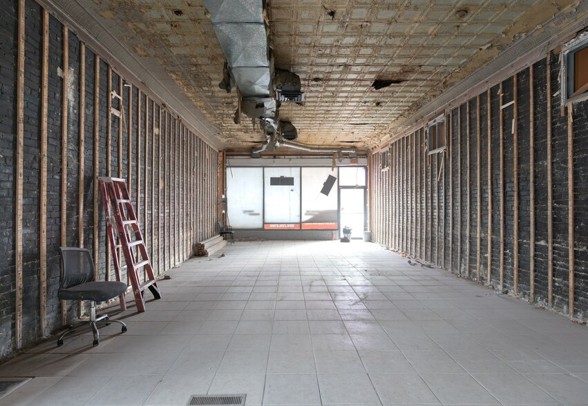 More Photos Of 385 W Main St, New Britain Storefront Retail Office For Lease