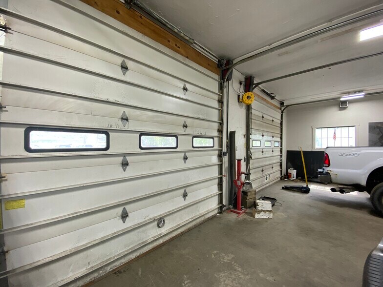 More Photos Of 472 W Main St, Tilton Warehouse For Sale