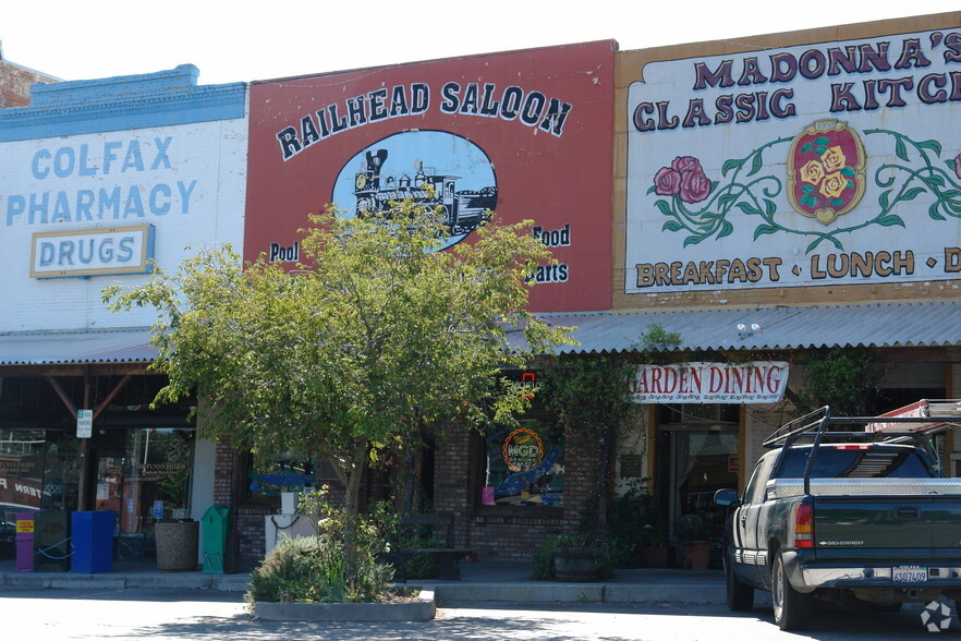 Primary Photo Of 34 N Main St, Colfax Restaurant For Lease