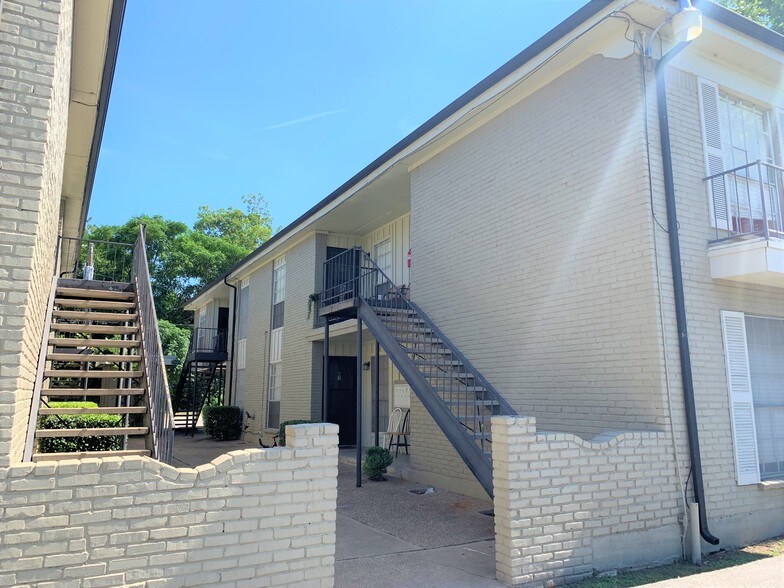 More Photos Of 5504-5508 Birchman Ave, Fort Worth Apartments For Sale