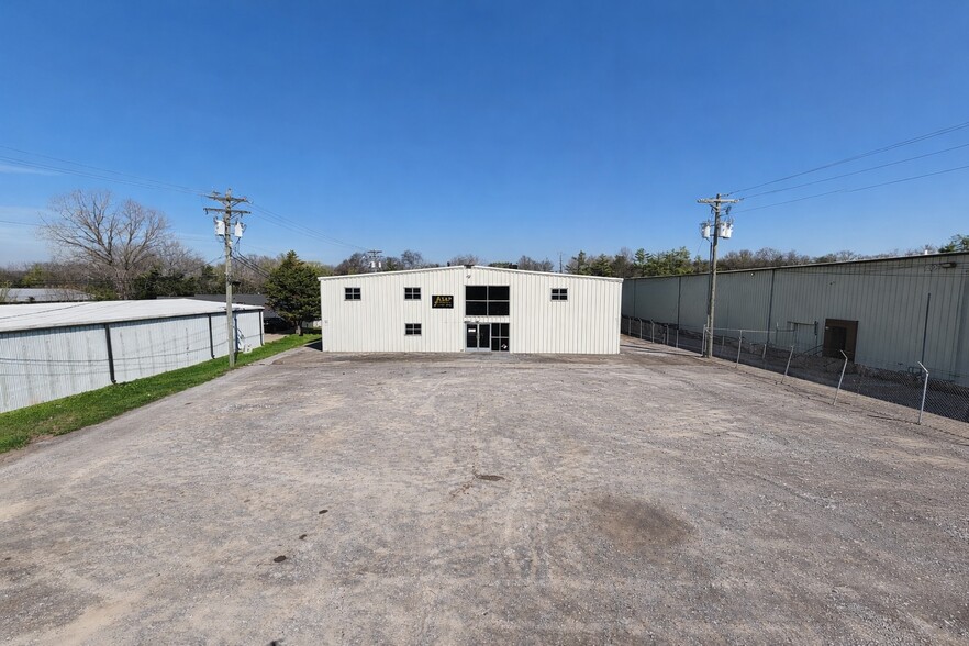 Primary Photo Of 2009 Johnson Industrial Blvd, Nolensville Manufacturing For Sale