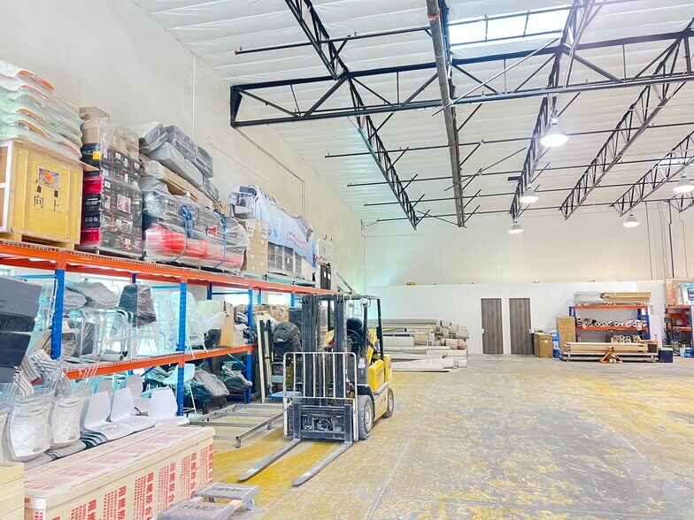 More Photos Of 4644 Industry Center Dr, Las Vegas Distribution For Sale