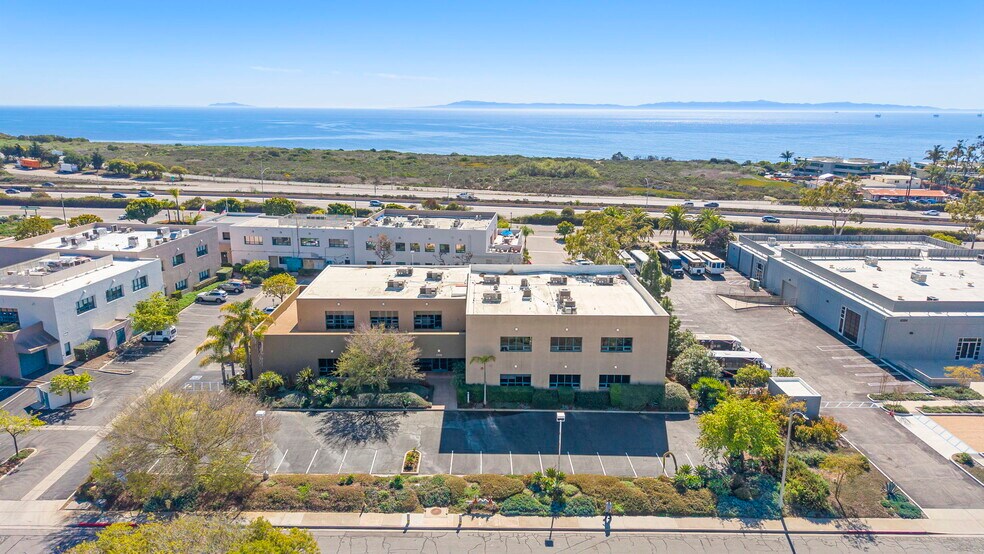 More Photos Of 6398 Cindy Ln, Carpinteria Office For Sale