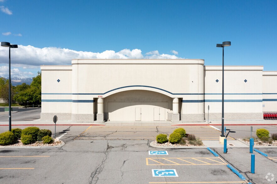 More Photos Of 7000 S Redwood Rd, West Jordan Unknown For Lease