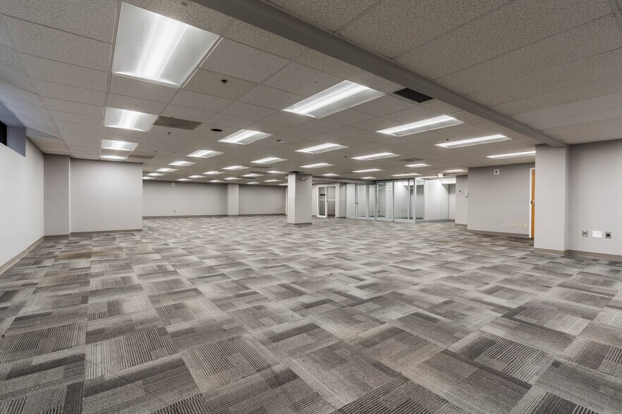 More Photos Of 500 Southborough Dr, South Portland Office For Lease