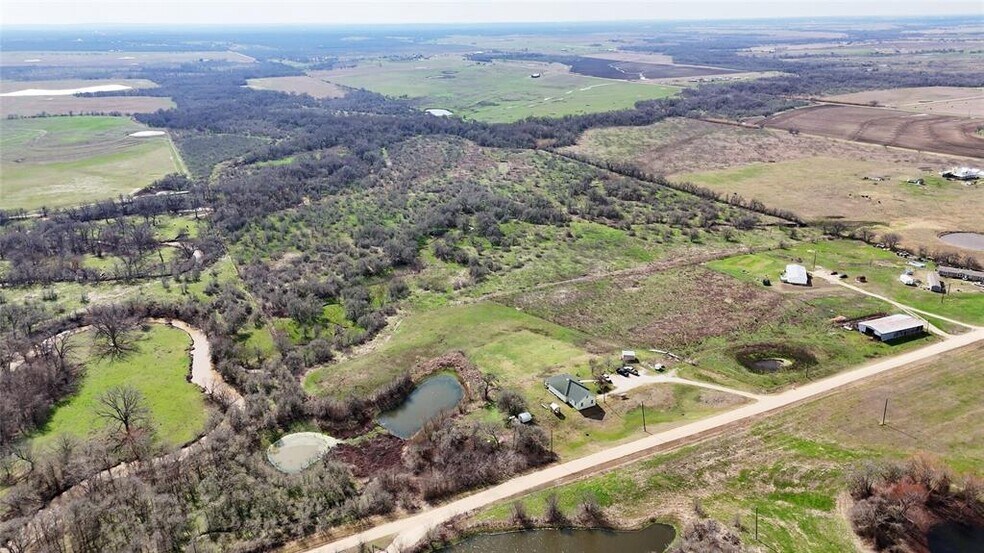 More Photos Of 550 County Road 471, Thrall Land For Sale
