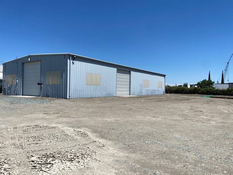 More Photos Of 2467 E Mariposa Rd, Stockton Warehouse For Lease