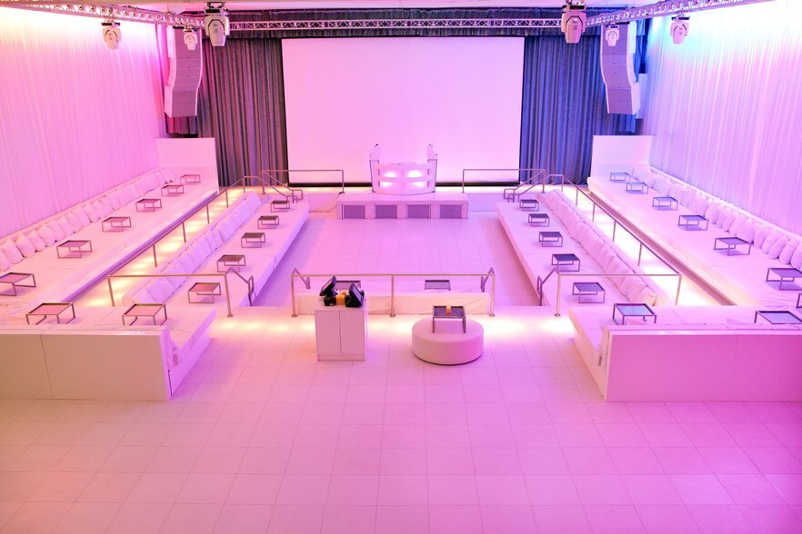 More Photos Of 6675 Hollywood Blvd, Los Angeles Theater Concert Hall For Lease