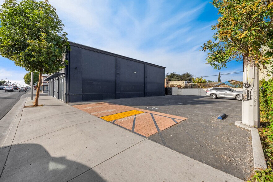 More Photos Of 3613 Gage Ave, Bell Storefront For Lease