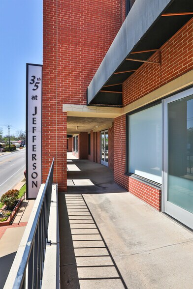 More Photos Of 3500 Jefferson St, Austin Office For Sale