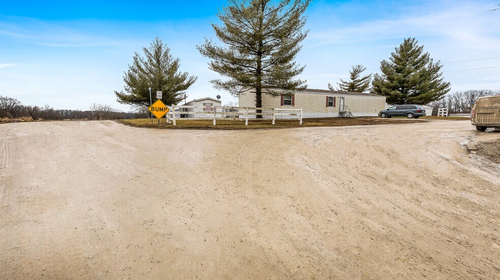 More Photos Of 100 Circle Dr, Foley Light Distribution For Sale