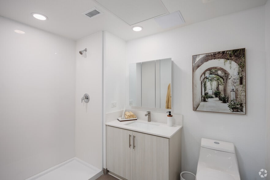 More Photos Of 2724 El Cajon Blvd, San Diego Apartments For Lease