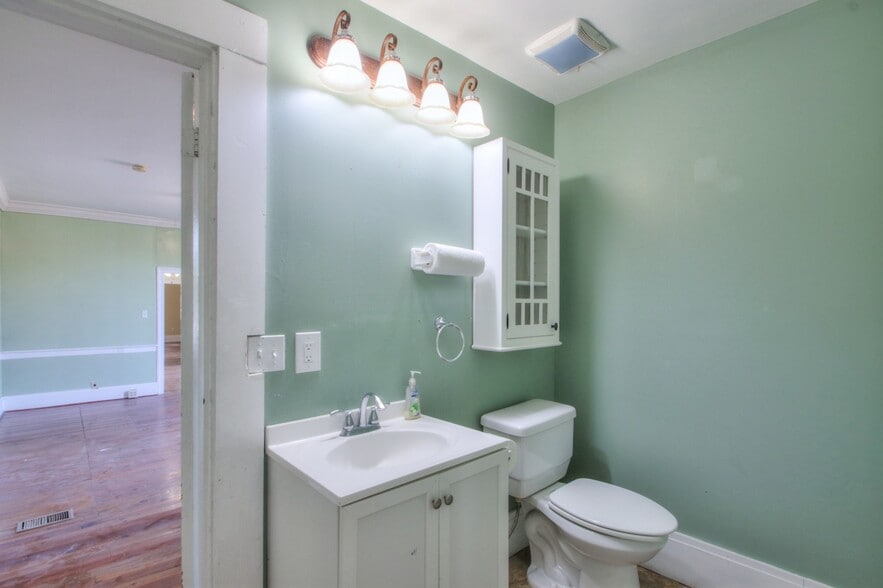 More Photos Of 5294 Main St, Spring Hill Office Residential For Sale