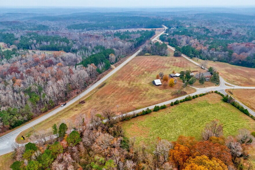 More Photos Of 163 Old Buncombe Rd, Union Specialty For Sale